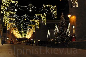 Новогоднее оформление улиц в вашем городе фото